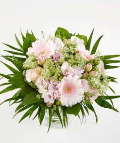 Tæt buket i pastelfarver