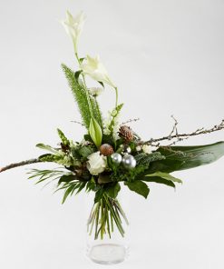 Høj julebuket i hvid