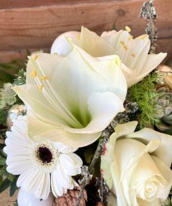 nærbillede af hvid buket med Amaryllis