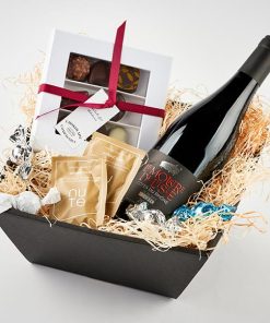 Nytårsgavekurv med rødvin