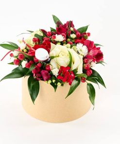 Sød rød student blomsteræske