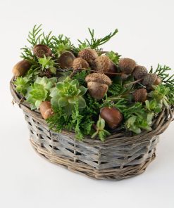 Lille fin gravpynt i kurv