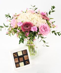 Sommerdrøm i lyse farver med chokolade