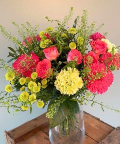 Buket i pink og limegrøn.